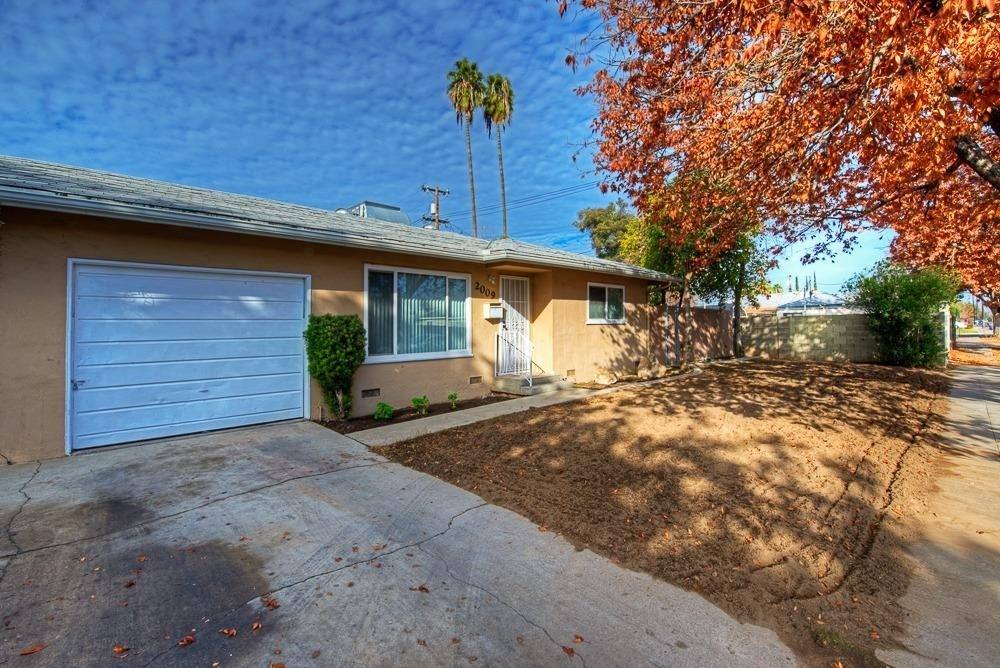 Apartment for rent at 2007-2009 N Teilman Ave, Fresno, CA 93705