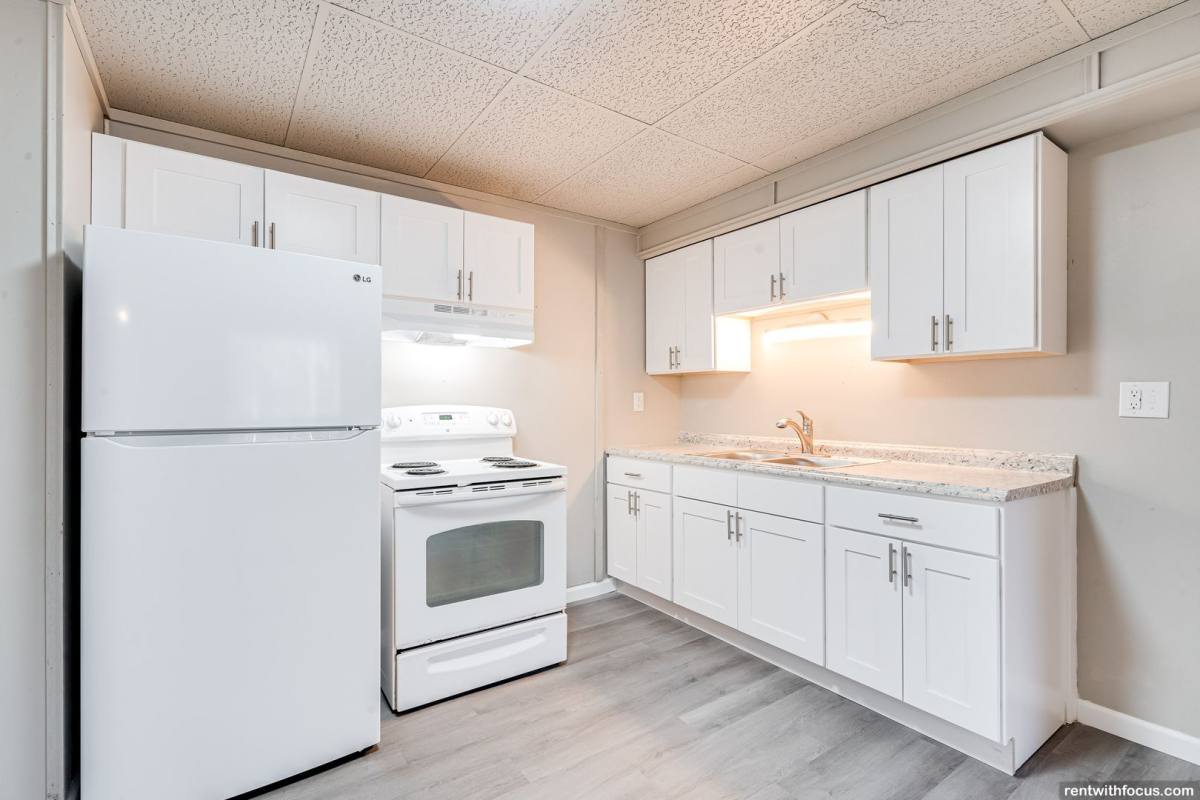 Apartment for rent at 1227 Doctors Dr, Neenah, WI 54956