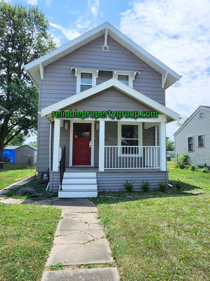 House for rent at 1921 Spring St, Fort Wayne, IN 46808