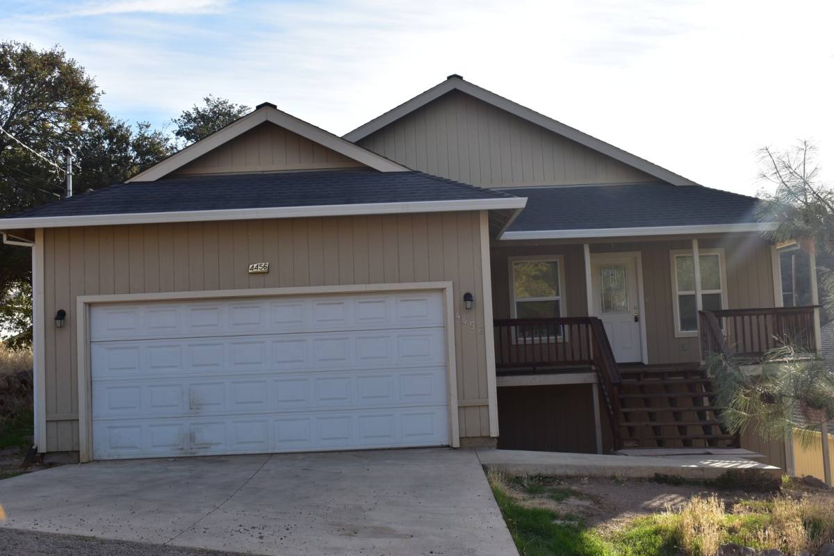 House for rent at 4456 Cedar Ave, Clearlake, CA 95422