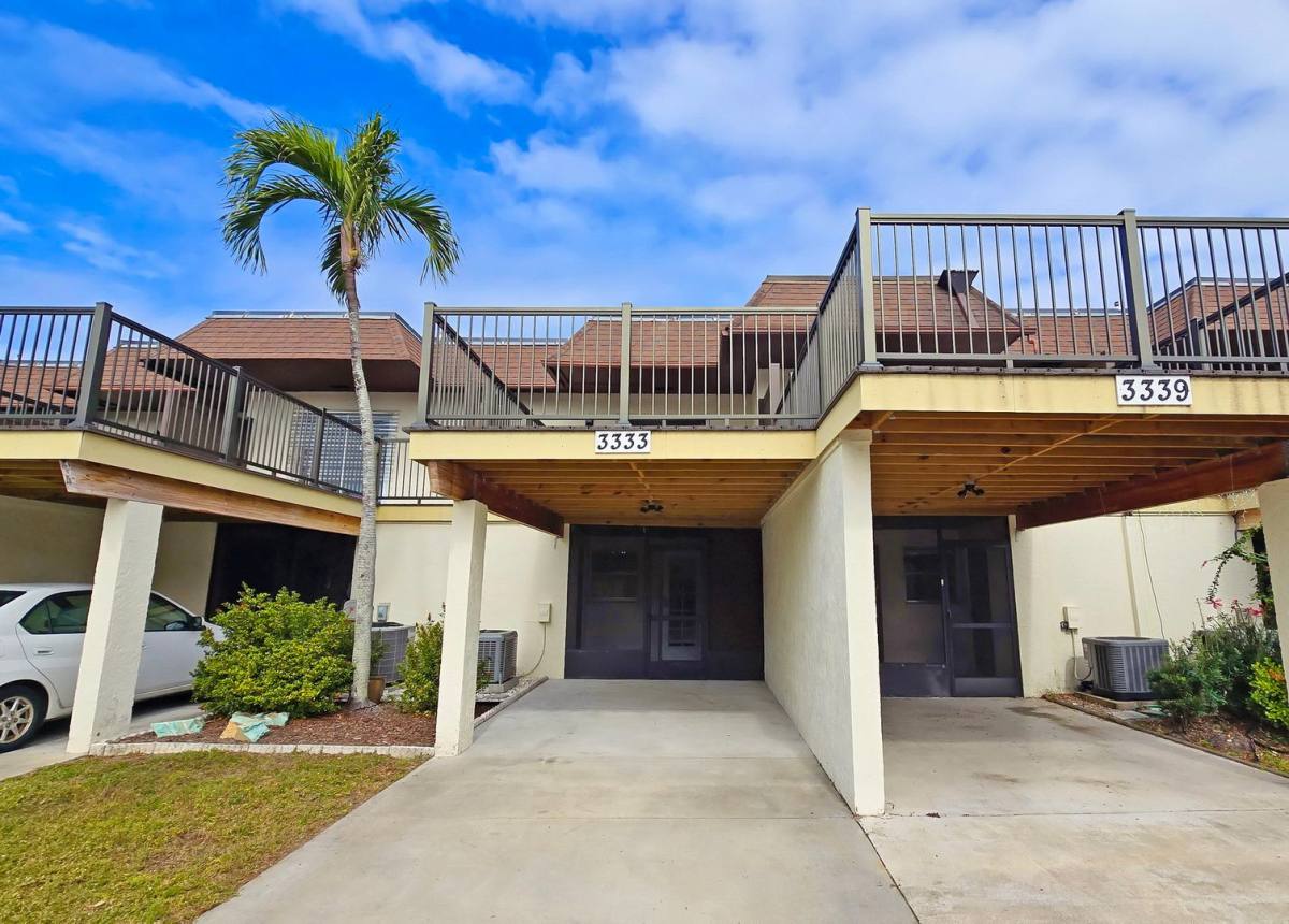 Townhouse for rent at 3333 Ramblewood Court, Sarasota, FL 34237