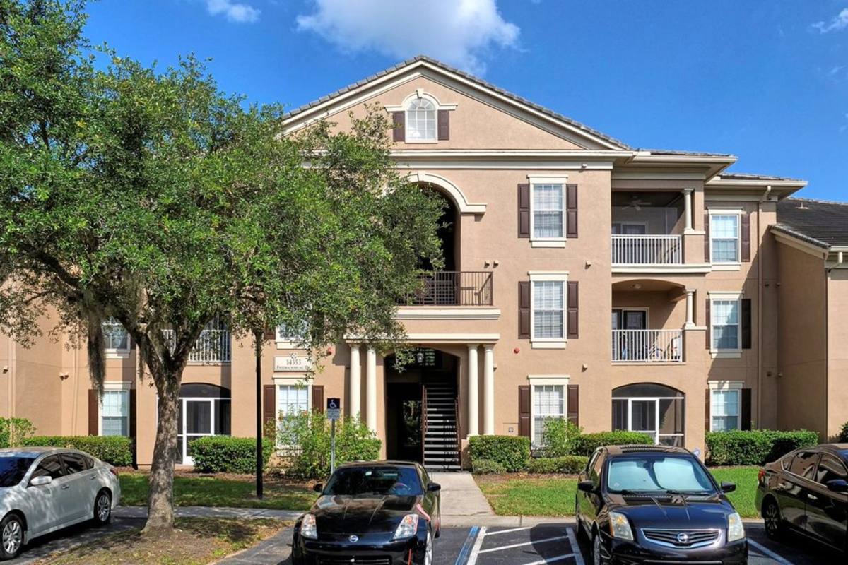 Condo for rent at 14353 Fredricksburg Dr, Orlando, FL 32837