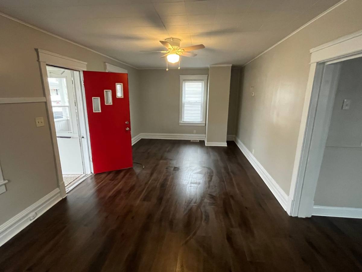 House for rent at 1006 31st St, Parkersburg, WV 26104