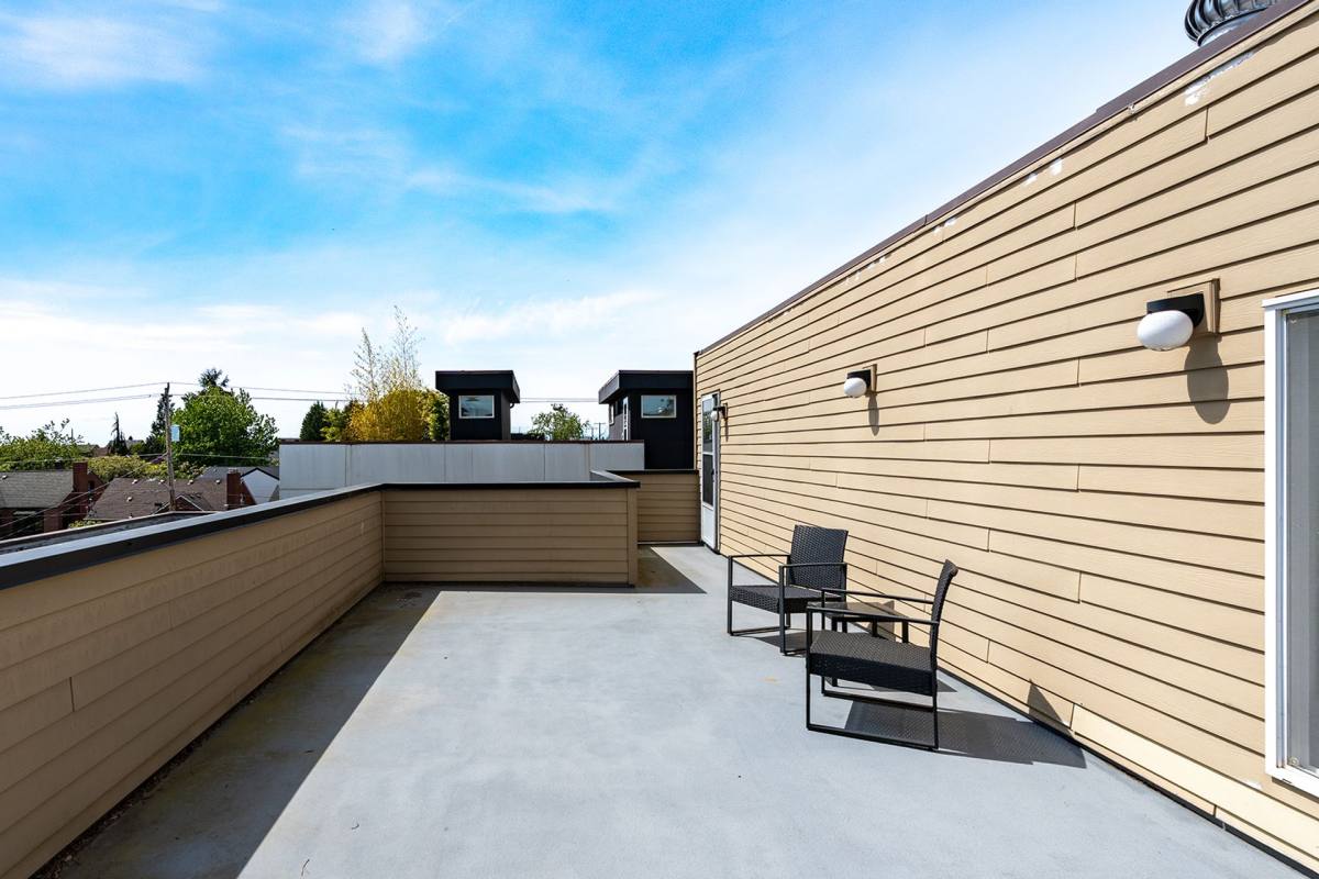 Apartment for rent at 1609 NW 85th St, Seattle, WA 98117