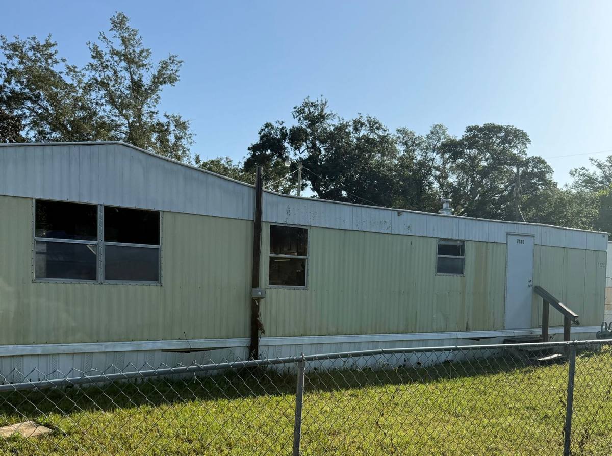 Apartment for rent at 713 Creekwood Rd, Mary Esther, FL 32569