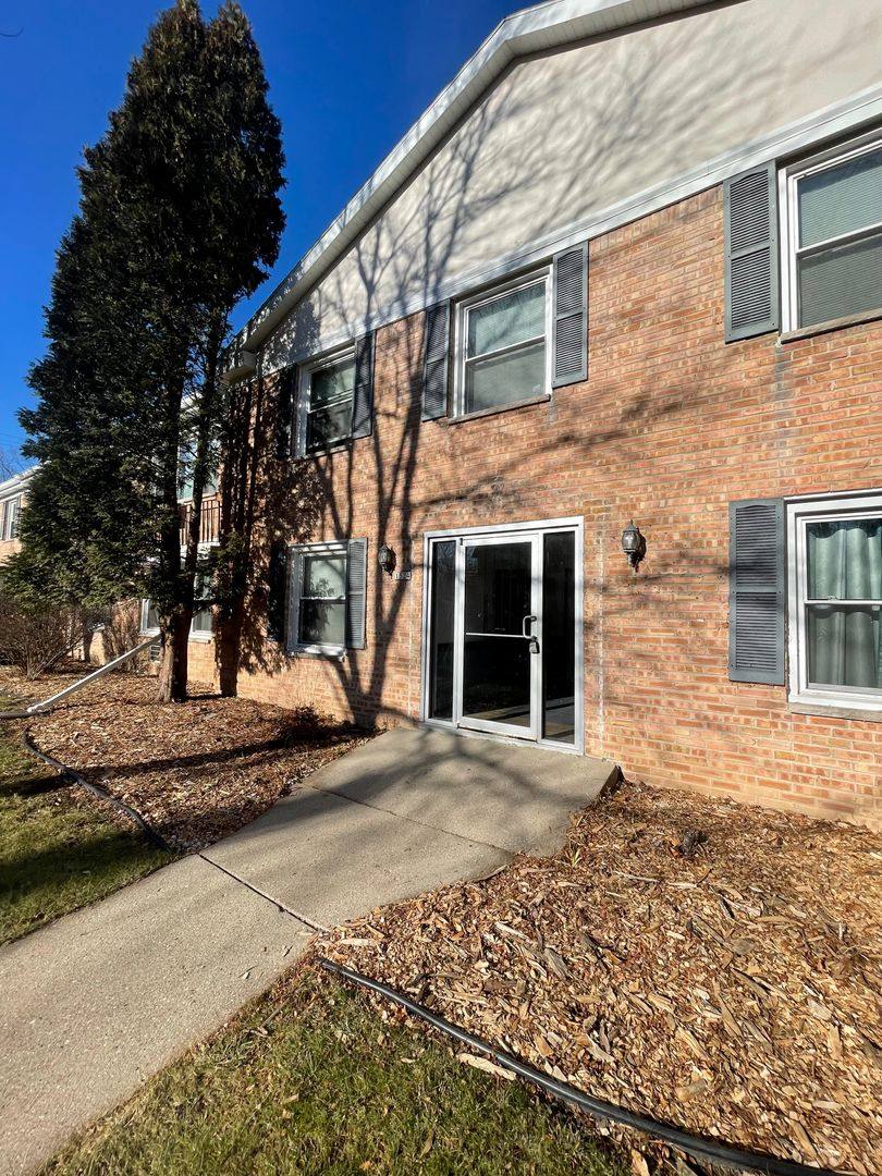 Apartment for rent at 1524 E Providence Ave, Milwaukee, WI 53211