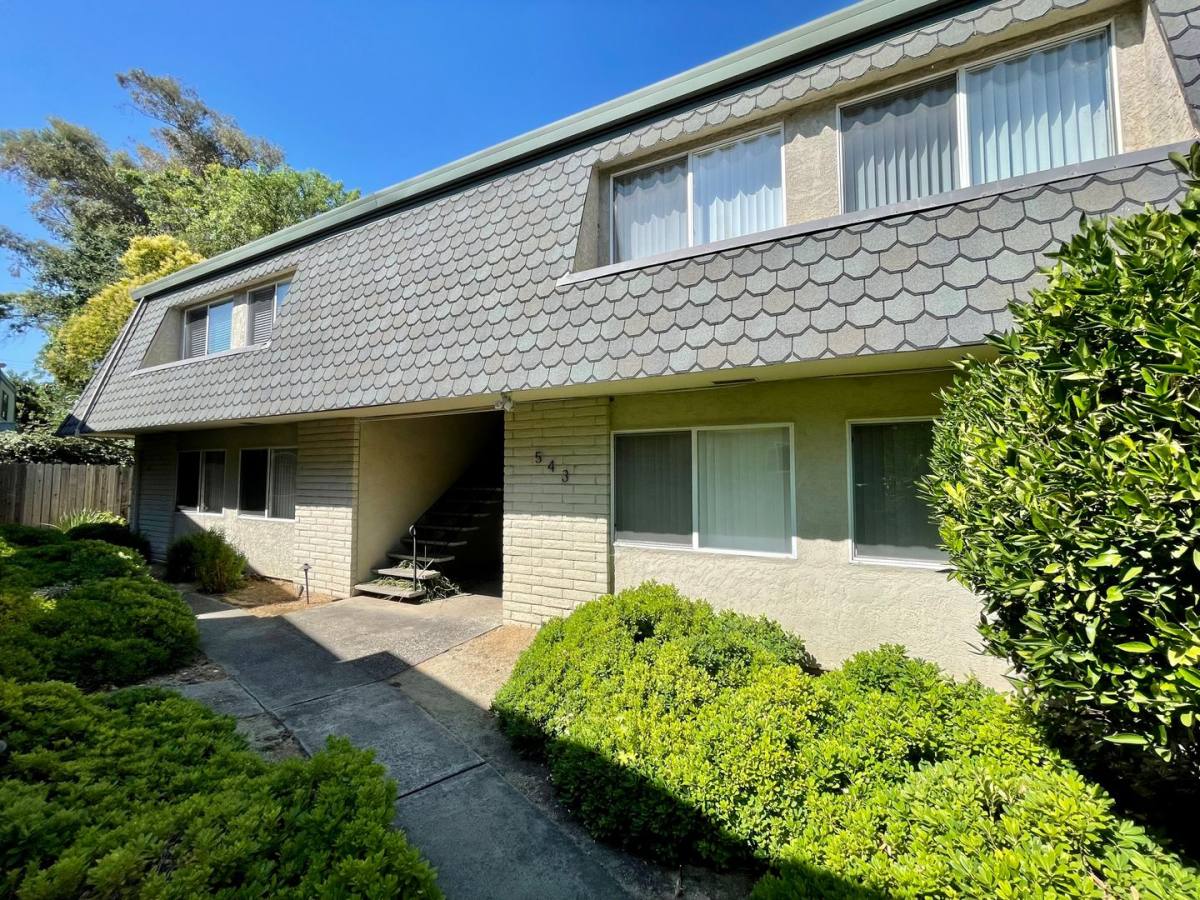 Apartment for rent at 541-551 Morse Ave, Sacramento, CA 95864