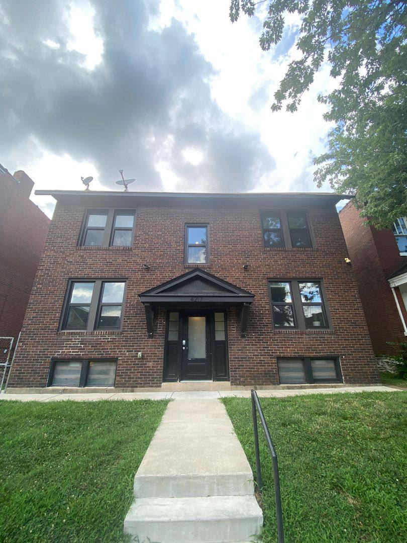 Apartment for rent at 4217 Blaine Ave, Saint Louis, MO 63110