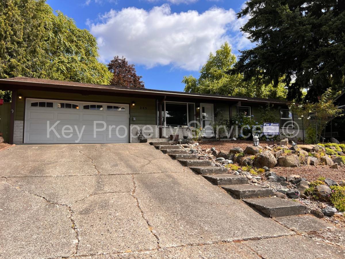 House for rent at 245 NE 22nd St, Gresham, OR 97030