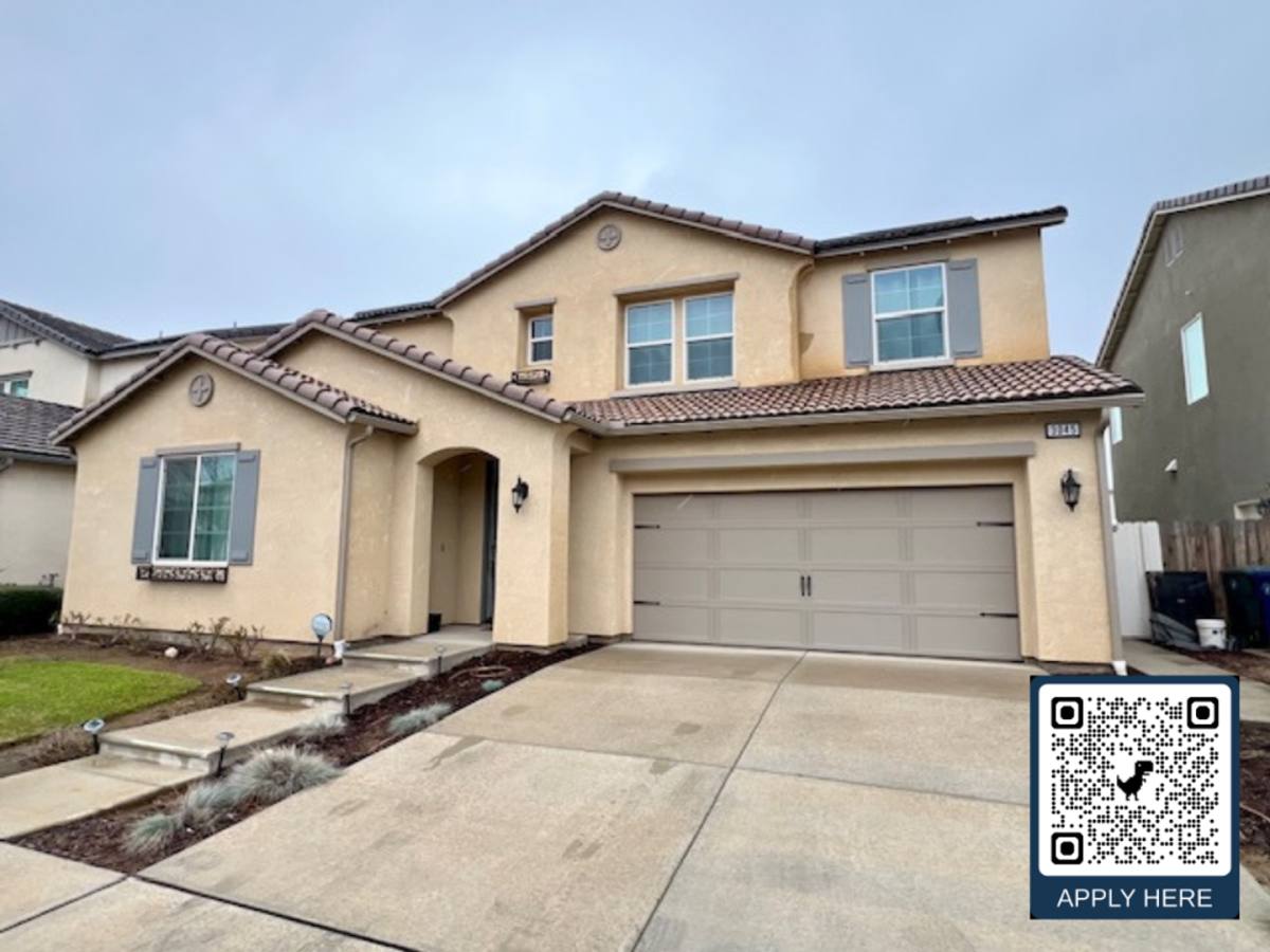 House for rent at 3045 Vermont Ave, Clovis, CA 93619