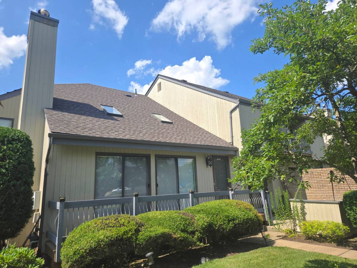 Townhouse for rent at 43 Talbot St, Somerset, NJ 08873