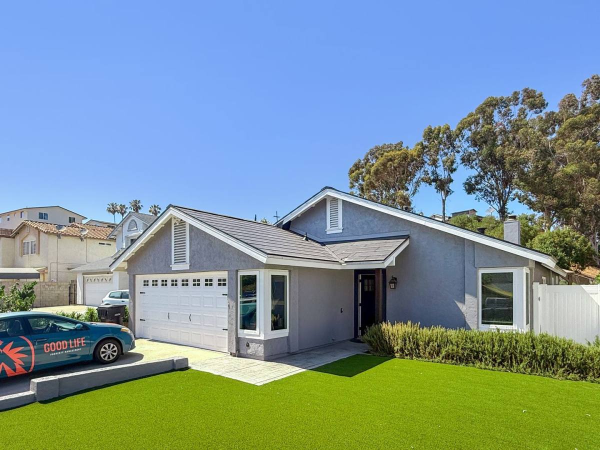 House for rent at 5816 Radio Court, San Diego, CA 92114