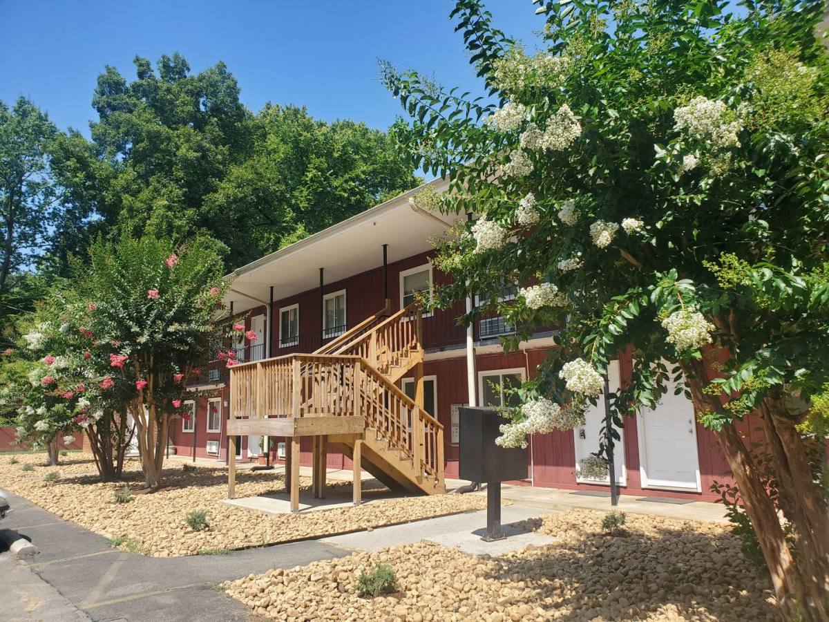 Apartment for rent at 201 Ave B, Knoxville, TN 37920