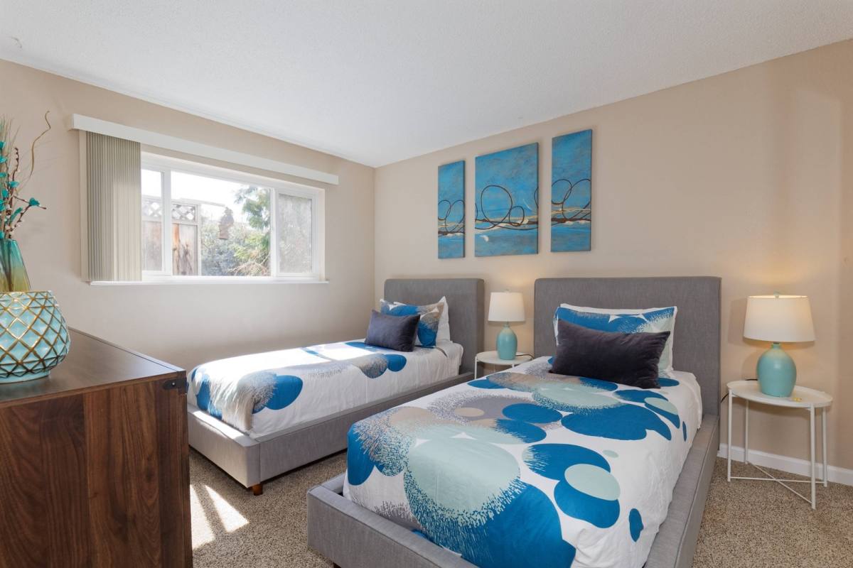 Apartment for rent at 415 Adams St, Oakland, CA 94610