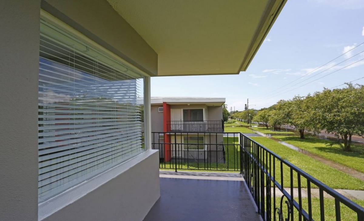 Apartment for rent at 2026 4th St S, Saint Petersburg, FL 33705