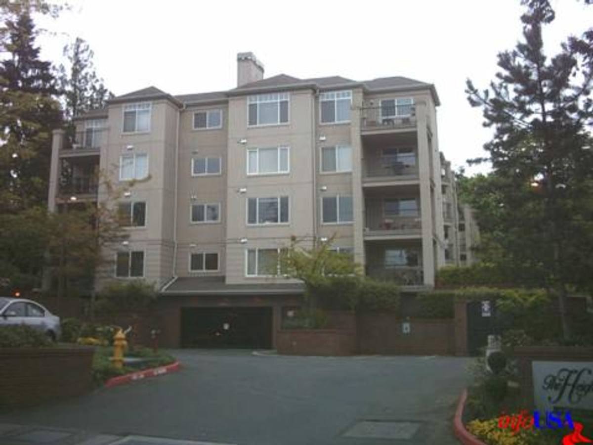 Apartment for rent at 324 102nd Ave SE, Bellevue, WA 98004