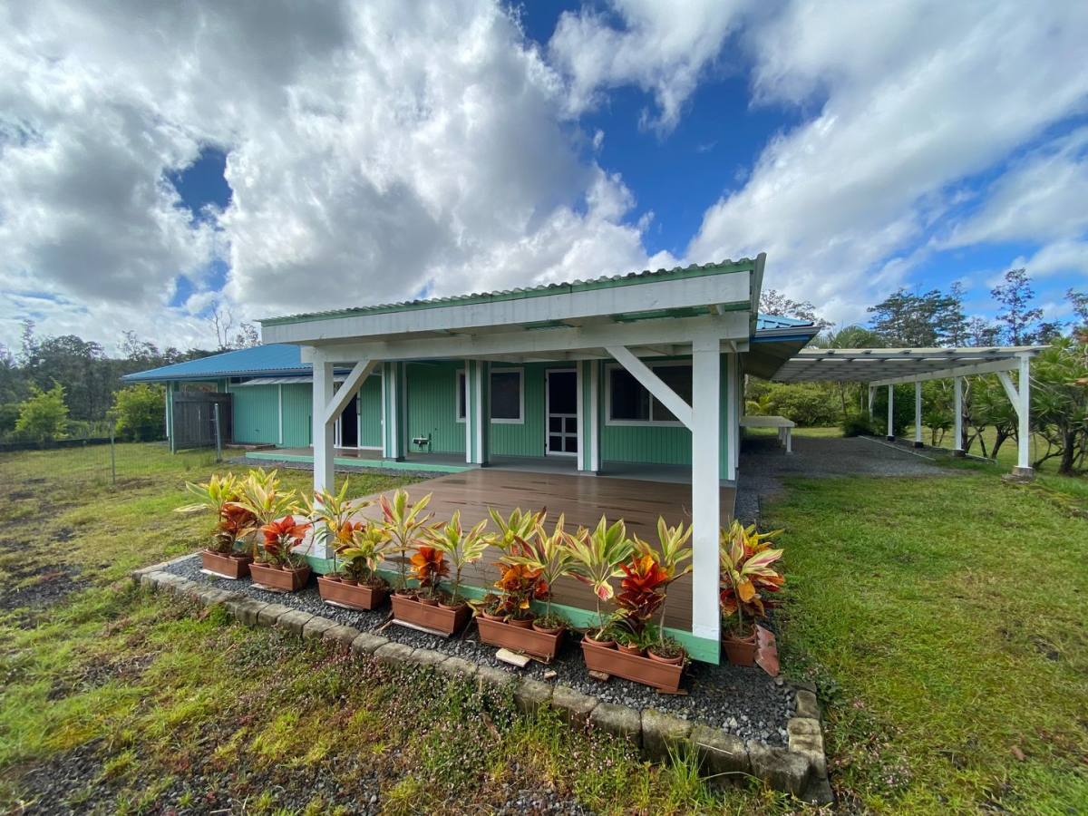 House for rent at 16-484 Laniuma St, Keaau, HI 96749