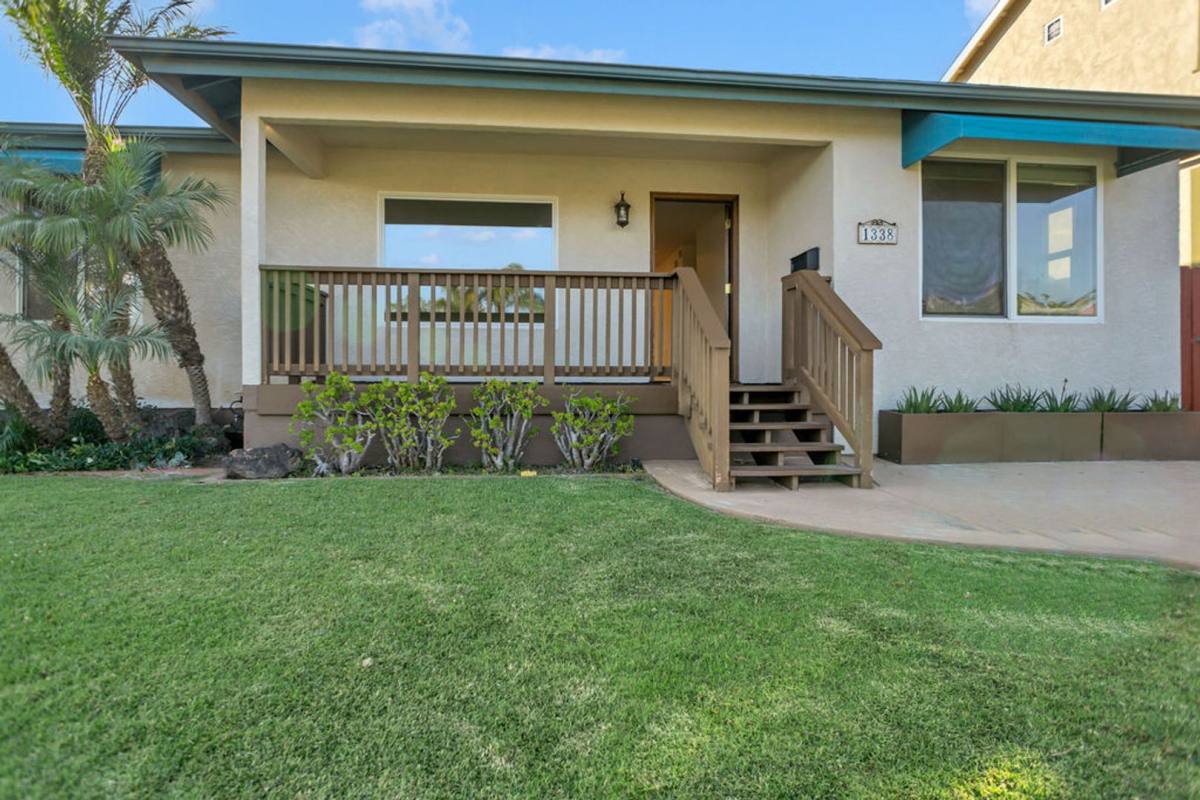 House for rent at 1338 Missouri St, San Diego, CA 92109