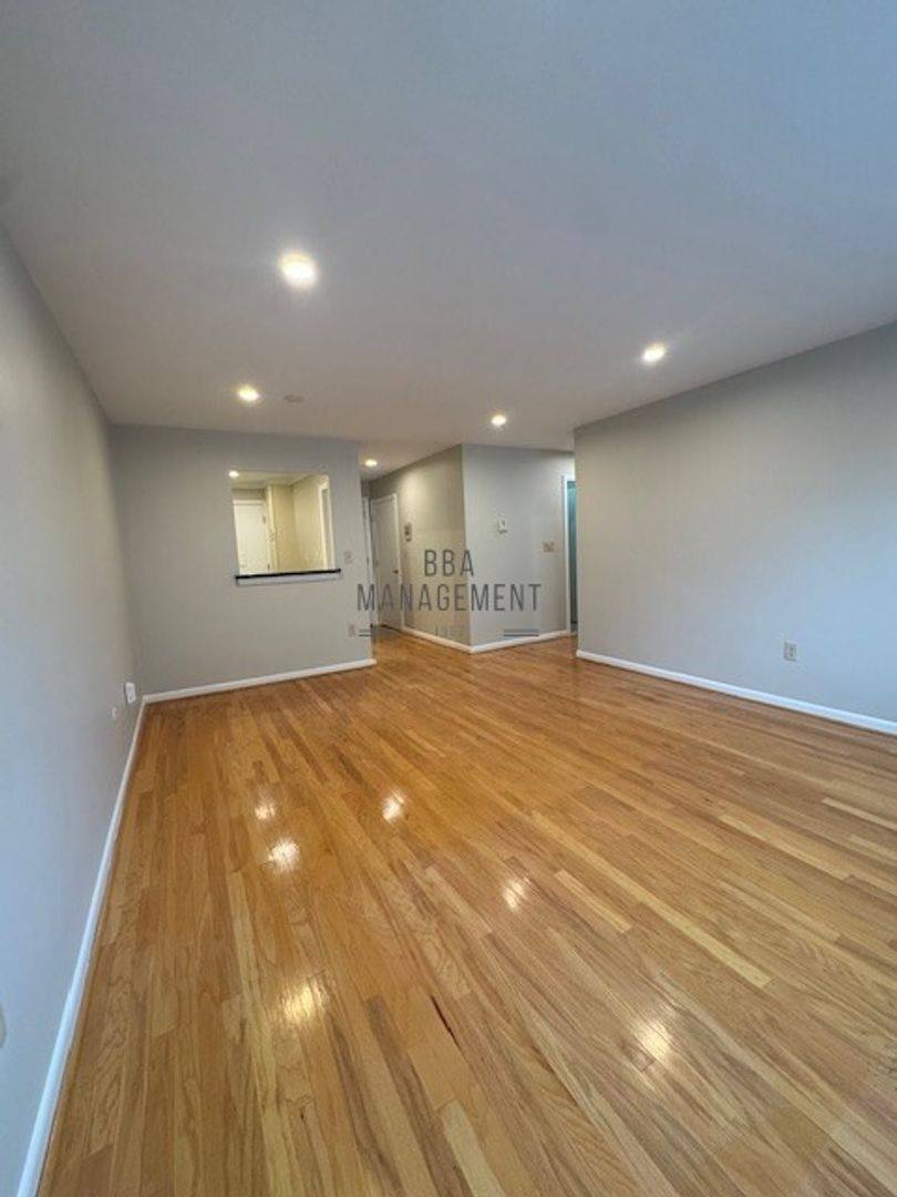 Apartment for rent at 28 Brentwood #5A, Allston, MA 02134