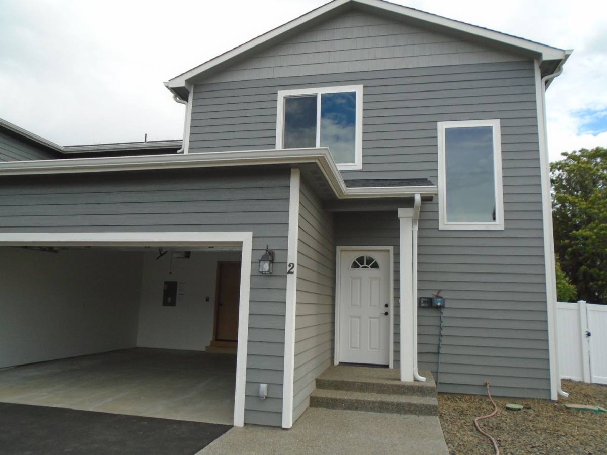 Apartment for rent at 703 N 29th Ave, Yakima, WA 98902
