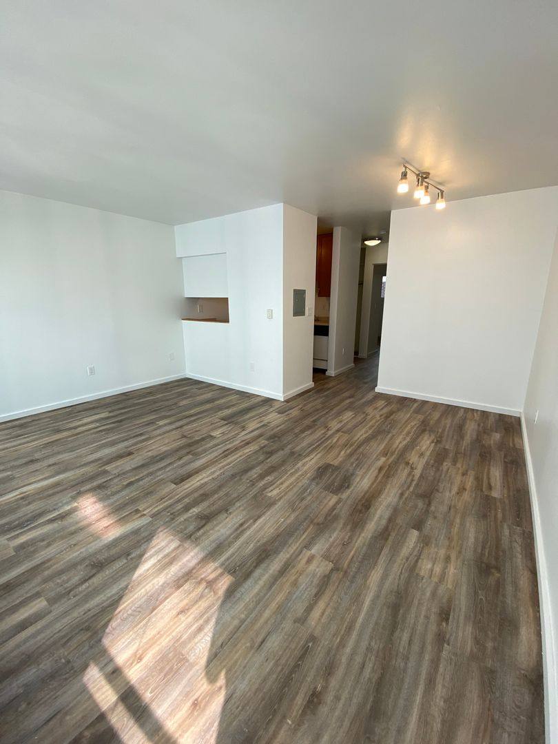 Apartment for rent at 412 Bellevue Ave E, Seattle, WA 98102