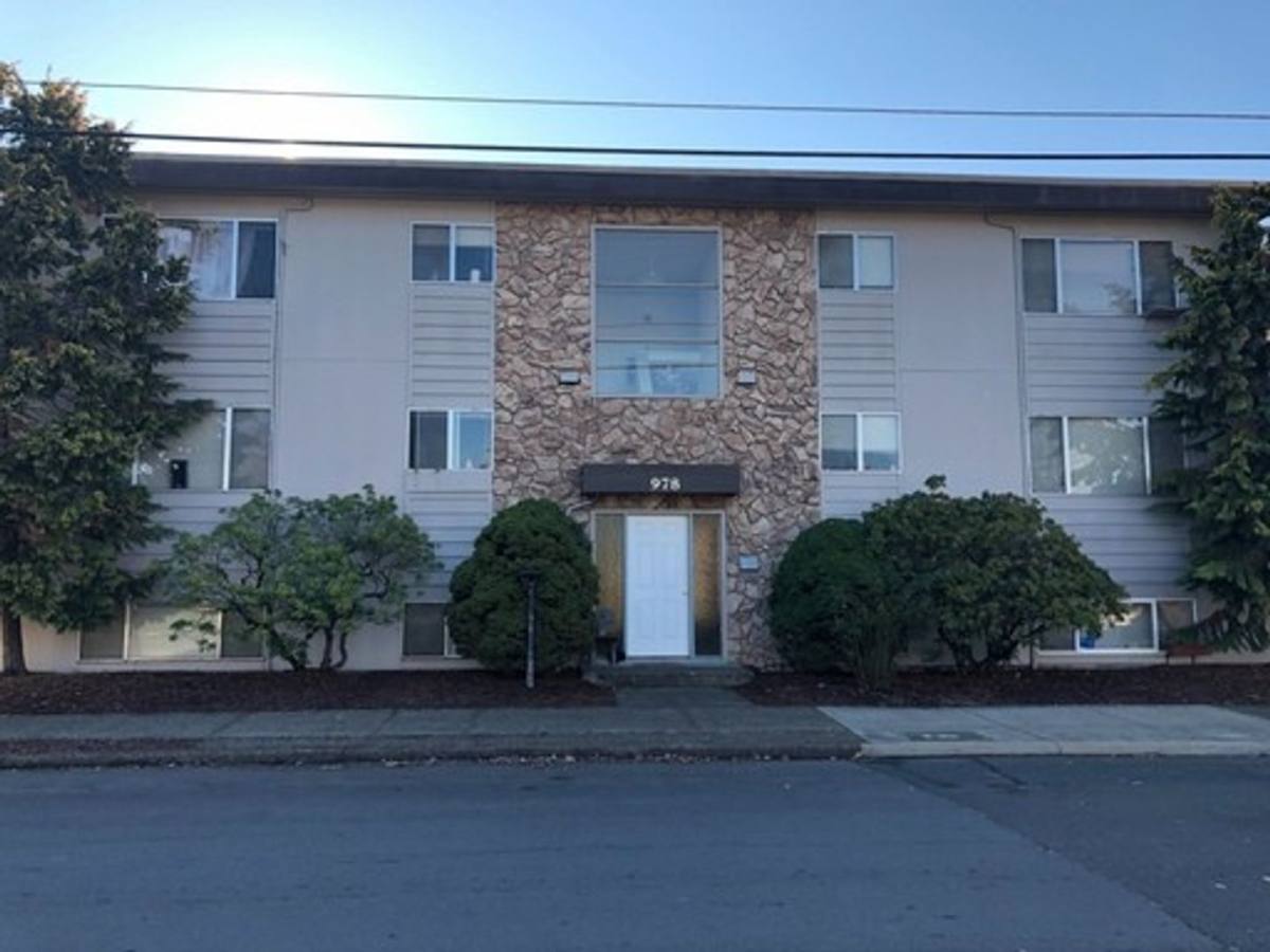 Apartment for rent at 978 NW Cleveland Ave, Corvallis, OR 97330