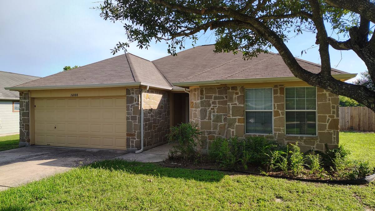House for rent at 16808 Gravesend Rd, Pflugerville, TX 78660