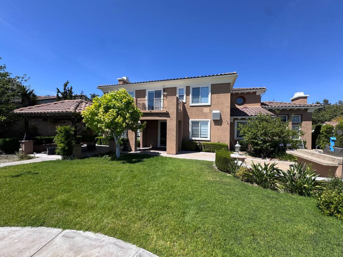 House for rent at 2528 N San Miguel Dr, Orange, CA 92867
