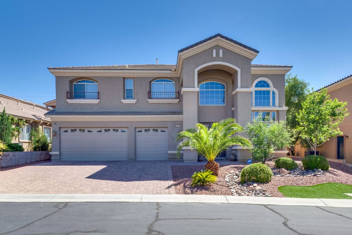 House for rent at 2733 Kingclaven Dr, Henderson, NV 89044