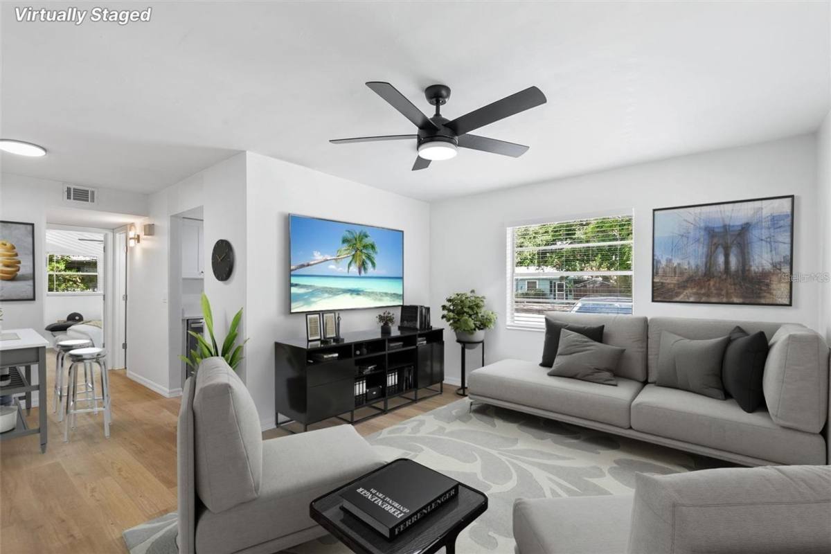 Apartment for rent at 6262 Emerson Ave S, Saint Petersburg, FL 33707