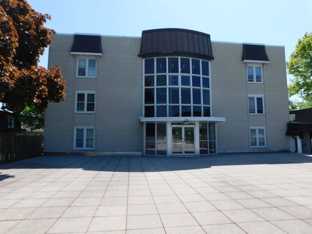 Condo for rent at 9500 N Green Bay Rd, Milwaukee, WI 53209