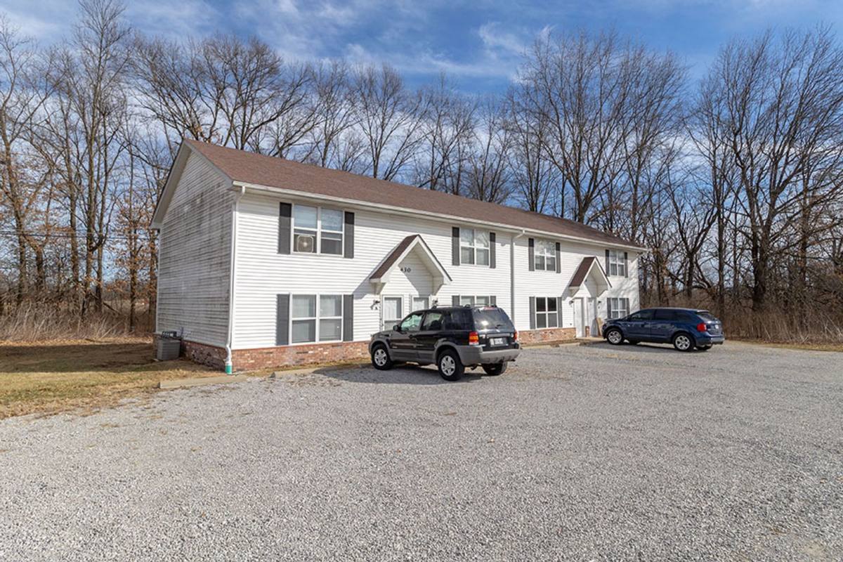 Apartment for rent at 430 N E Park Lane, Columbia, MO 65201