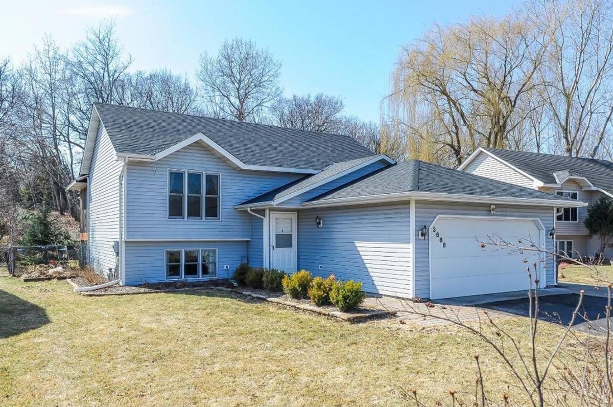 House for rent at 3688 Falcon Way, Saint Paul, MN 55123