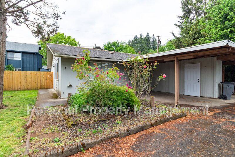 Townhouse for rent at 4325 E 17th St #7, Vancouver, WA 98661