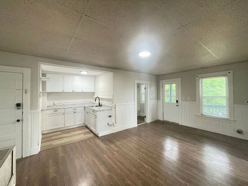 Apartment for rent at 549 Somerville St - 3rd Floor, Manchester, NH 03103