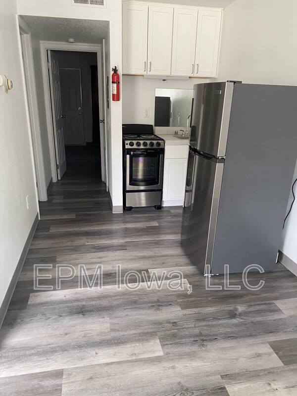 Apartment for rent at 701 E Pennington St, West Burlington, IA 52655