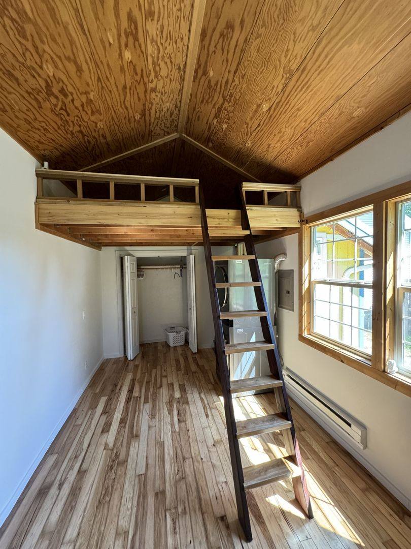 House for rent at 2127 4th St, Port Townsend, WA 98368