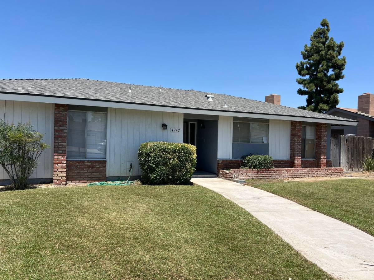 Apartment for rent at 4712 Summertree, Bakersfield, CA 93309
