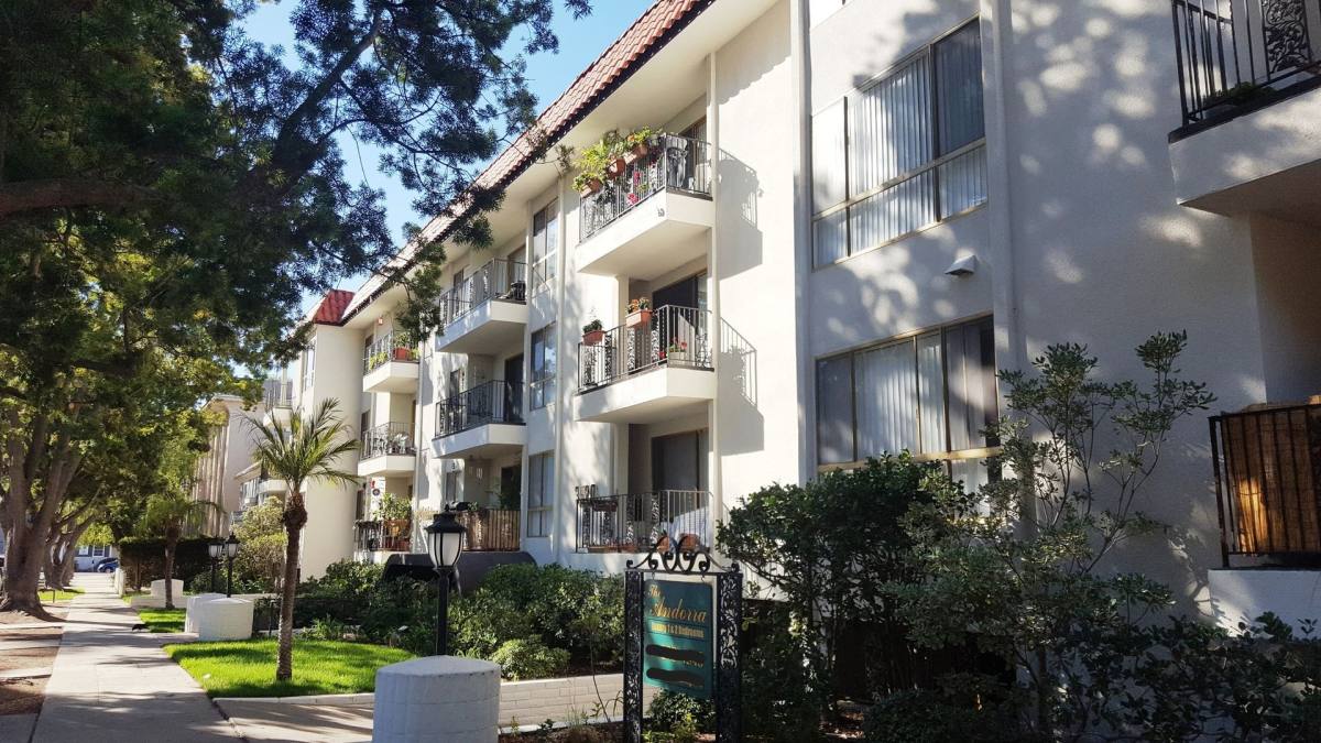 Apartment for rent at 3520 3rd Ave, San Diego, CA 92103
