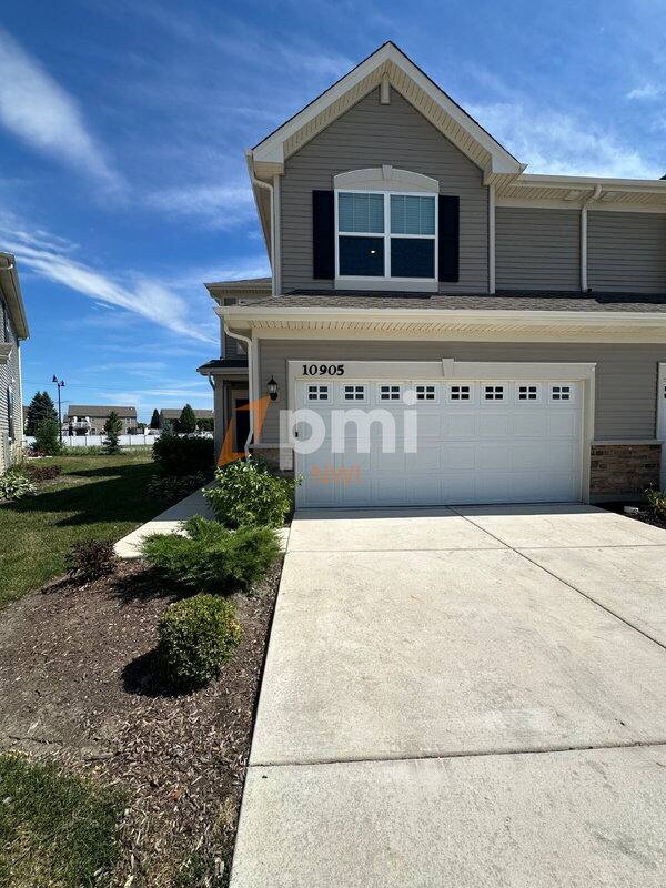 Townhouse for rent at 10905 Illinois Dr, Crown Point, IN 46307