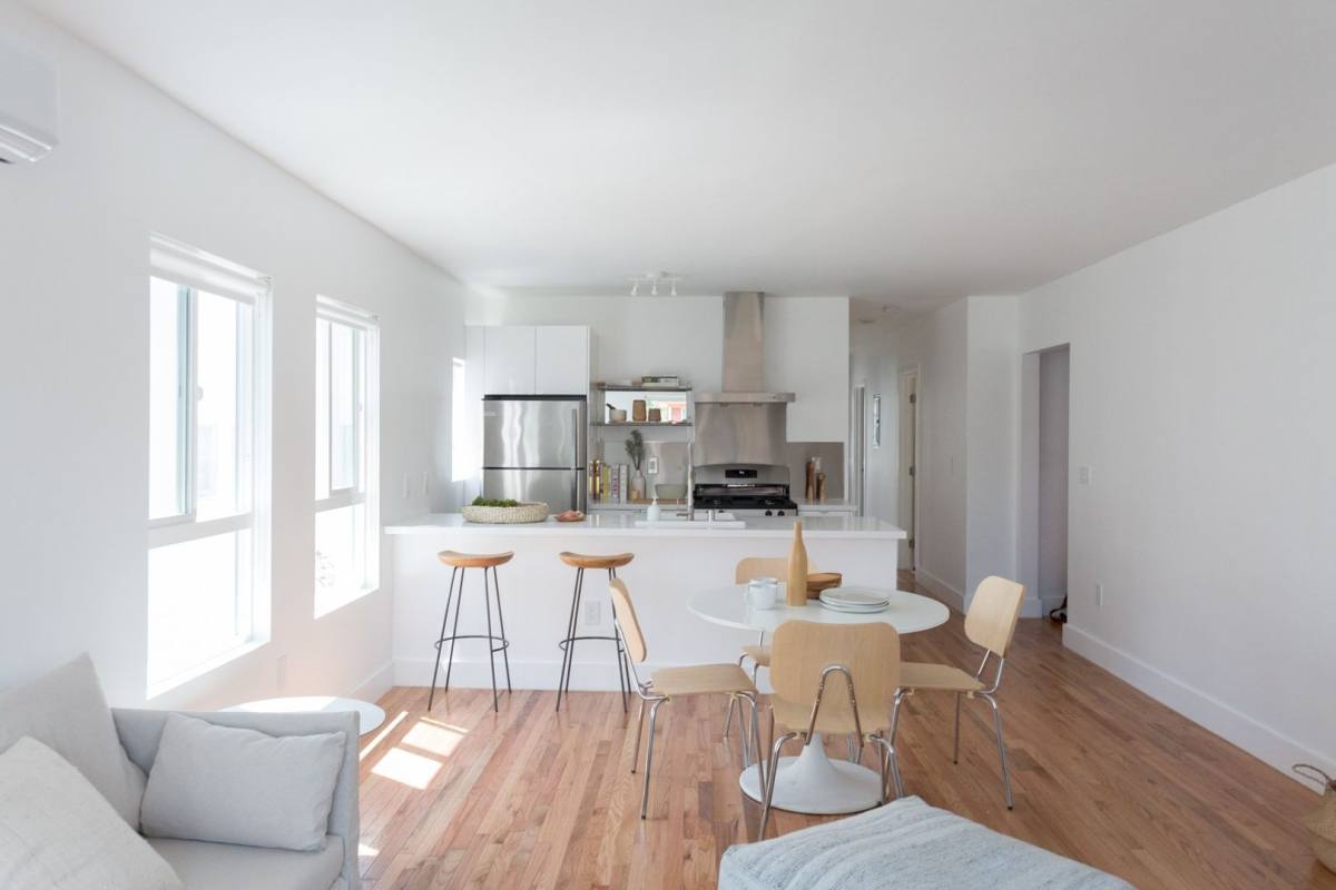 Apartment for rent at 1013 N New Hampshire Ave, Los Angeles, CA 90029