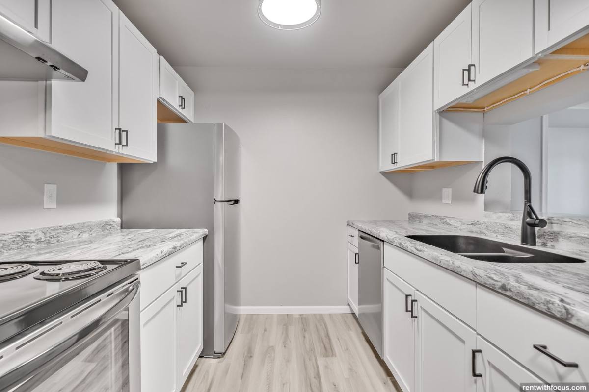 Apartment for rent at 100 W Walnut St, Green Bay, WI 54303
