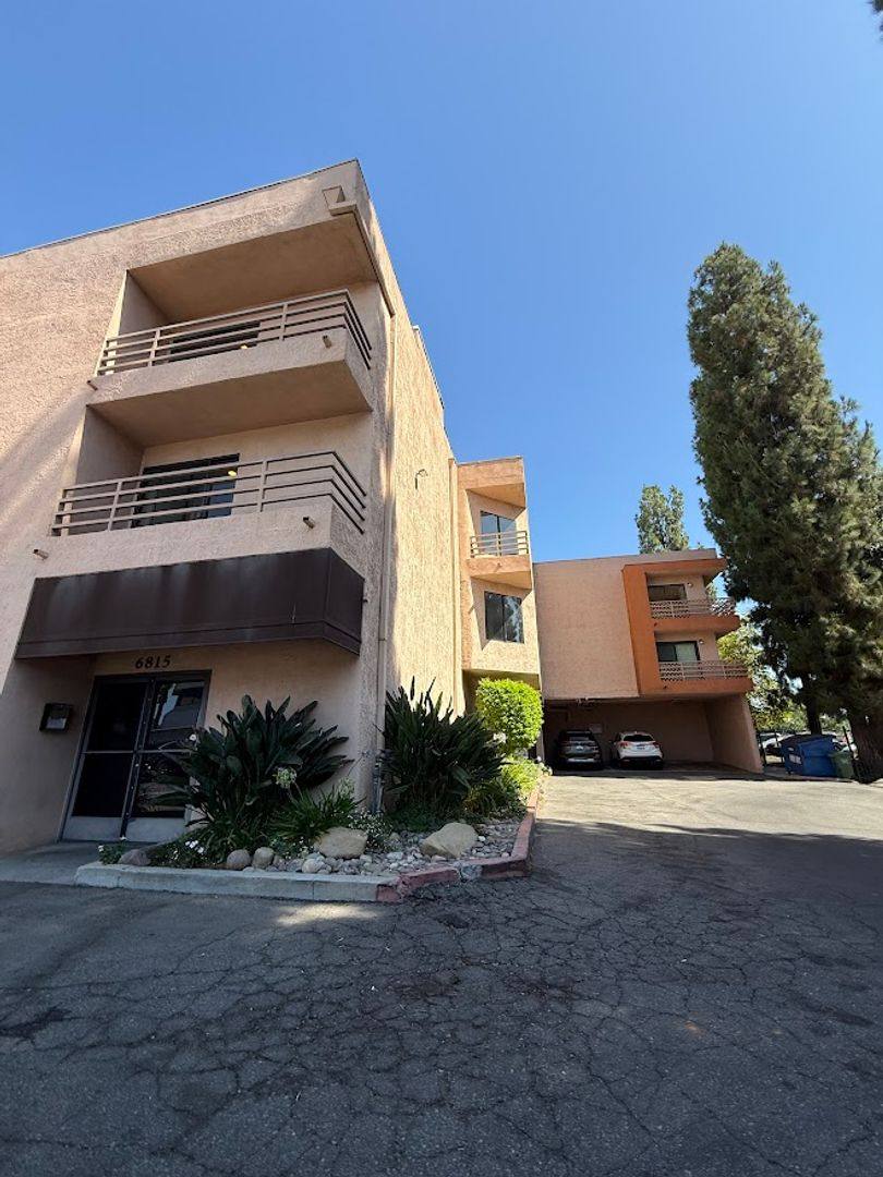 Apartment for rent at 6815 Remmet Ave, Canoga Park, CA 91303