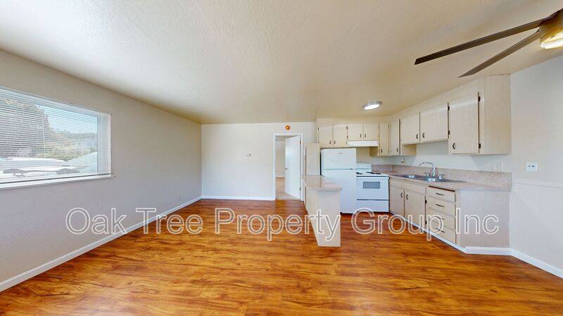 Apartment for rent at 1200 D St #13, Petaluma, CA 94952