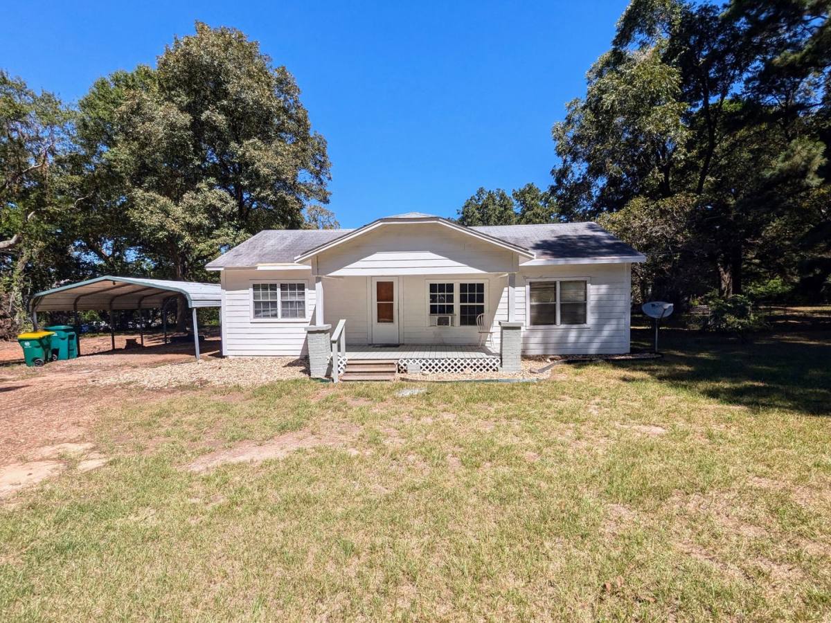 House for rent at 714 Wade Lane, Texarkana, TX 75501