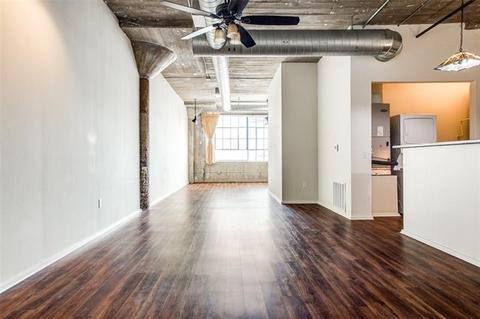 Apartment for rent at 120 Saint Louis, Fort Worth, TX 76102