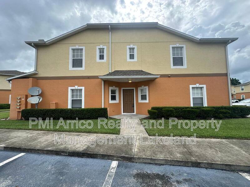 Townhouse for rent at 4182 Winding Vine Dr, Lakeland, FL 33812