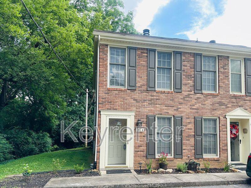 Townhouse for rent at 132 Durwood Rd #A, Knoxville, TN 37922