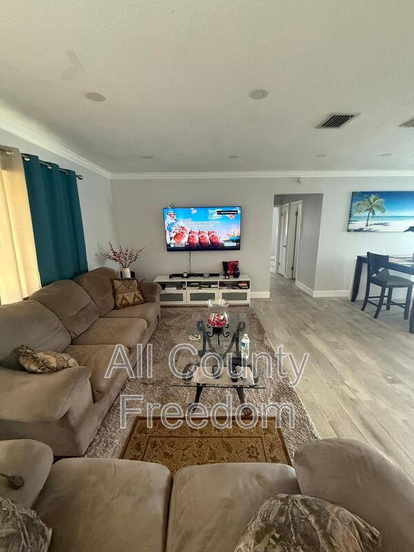 House for rent at 8260 NW 16th St, Fort Lauderdale, FL 33330