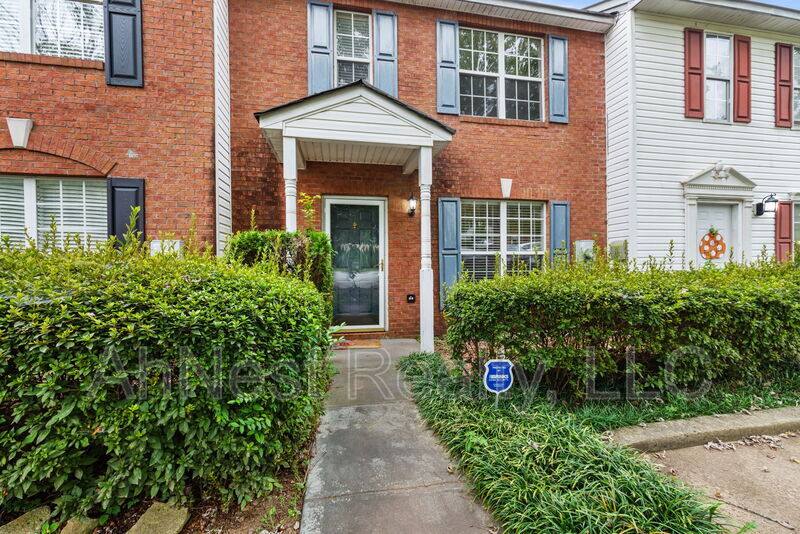 Townhouse for rent at 2872 Norfair Loop, Lithonia, GA 30038
